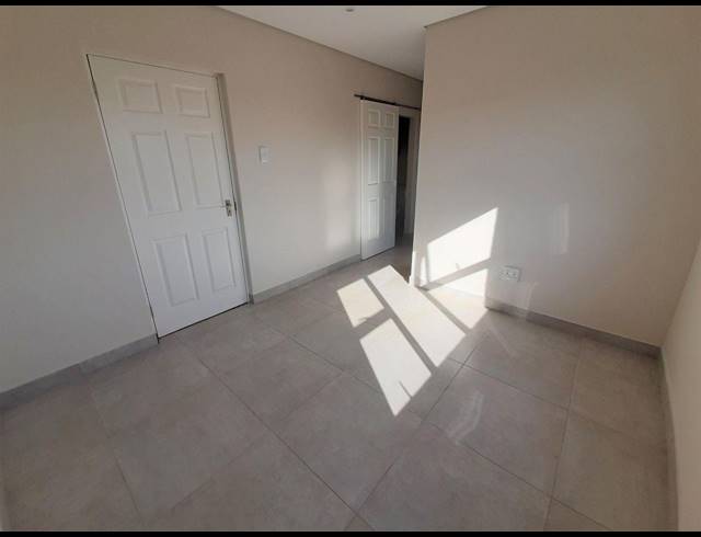 4 BEDROOM DUPLEX RENTED IN PARK HILL